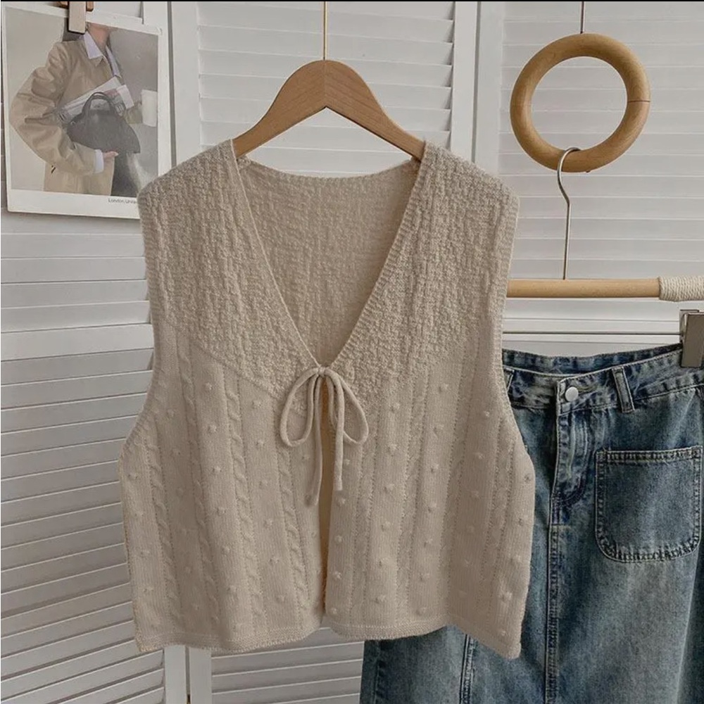 Cream Knit Sleeveless Top